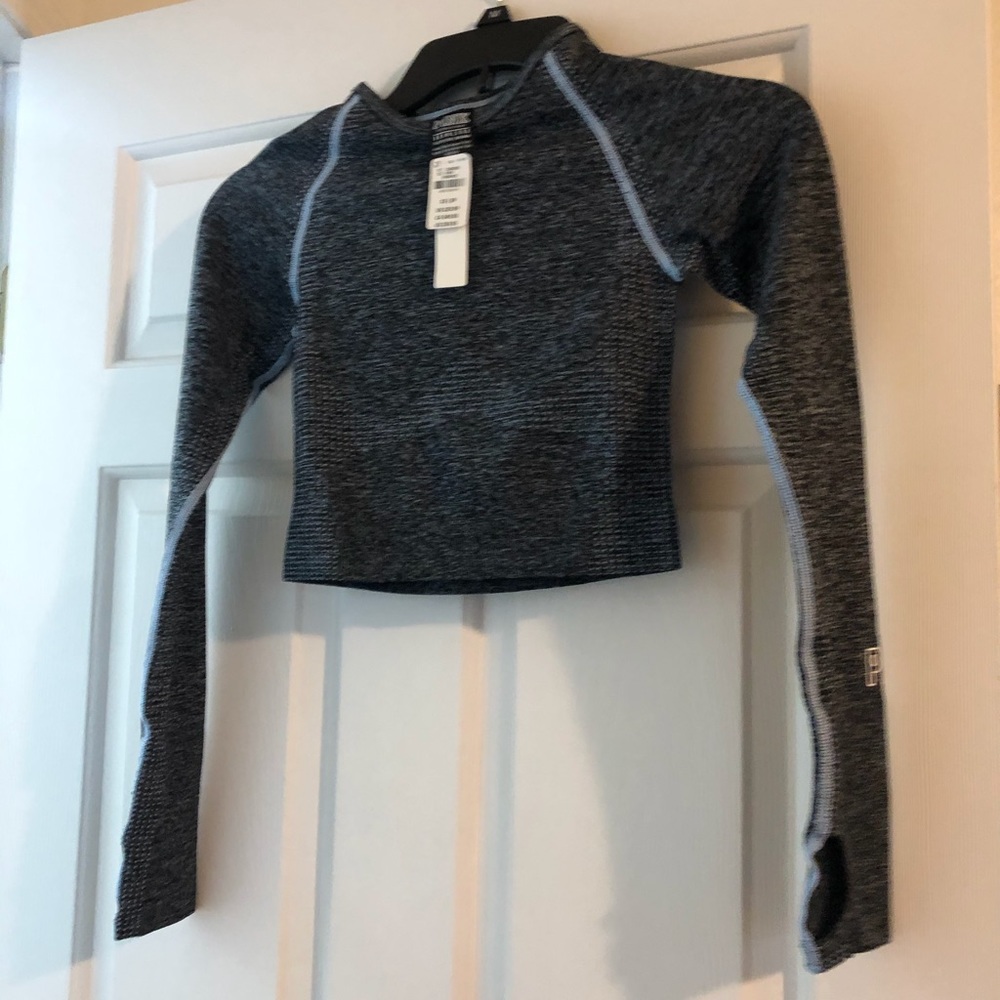 Workout cropped top